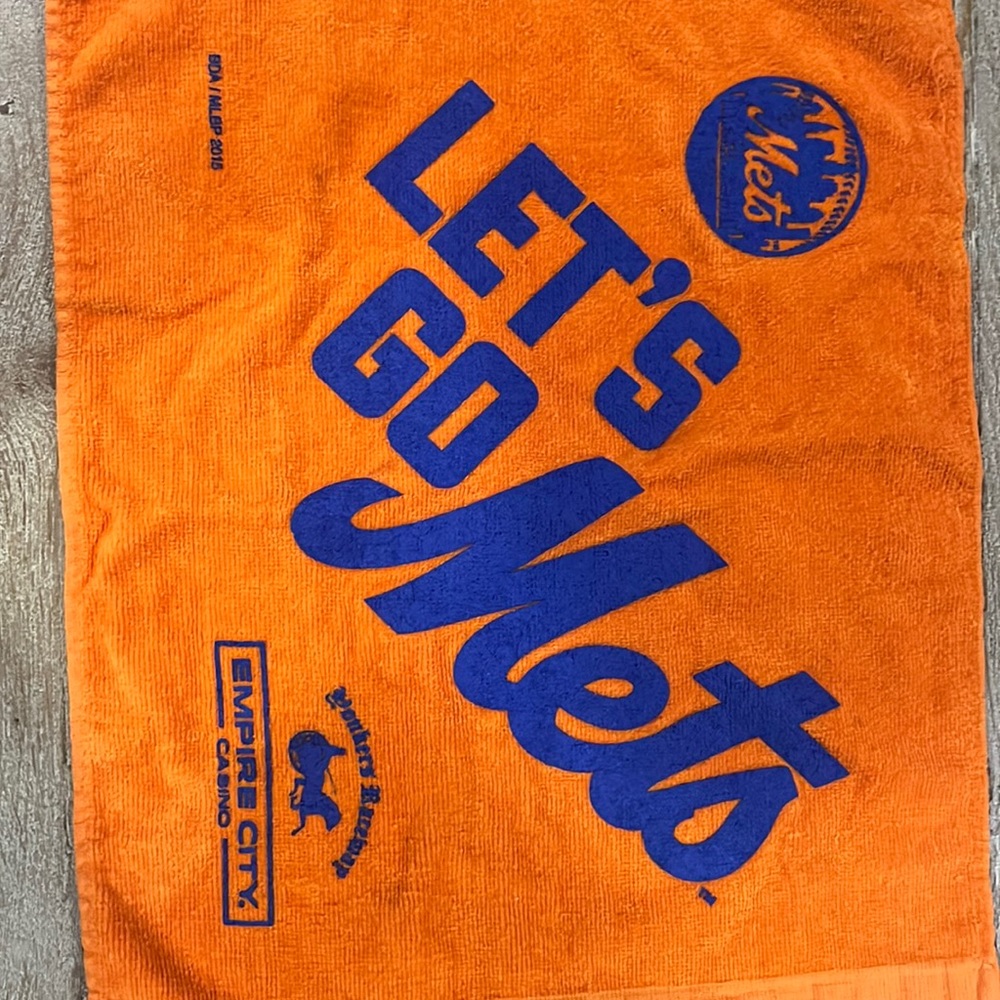 2015 Yonkers raceway Mets towel